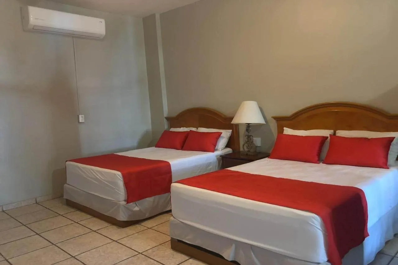Hotel Posada Dona Rubino 마사틀란