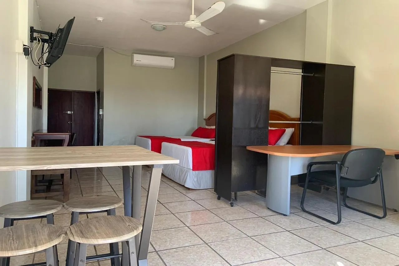 **  Hotel Posada Dona Rubino 마사틀란 멕시코